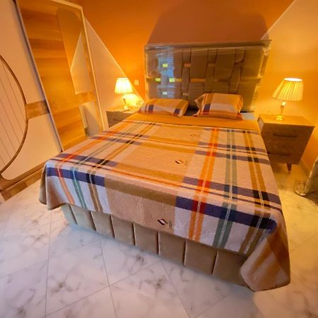 Belle Maison Au Coeur De Tanger Bagian luar foto